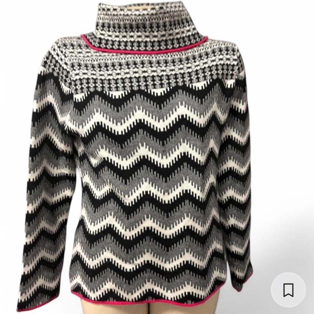 Cocobleu Black and White Fair Isle Pink Trim Turtle Neck Sweater